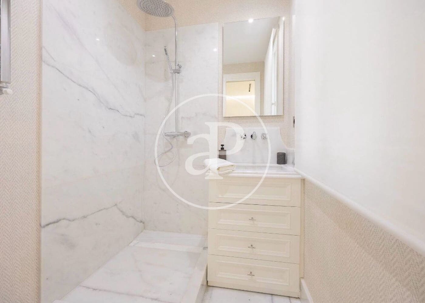 3 bedroom Apartment for sale in Madrid city - € 2,600,000 (Ref: 9236901)