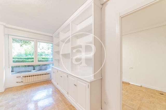 2 bedroom Apartment for rent in Ciudad Universitaria, Madrid city with pool - € 1,600 (Ref: 9236902)