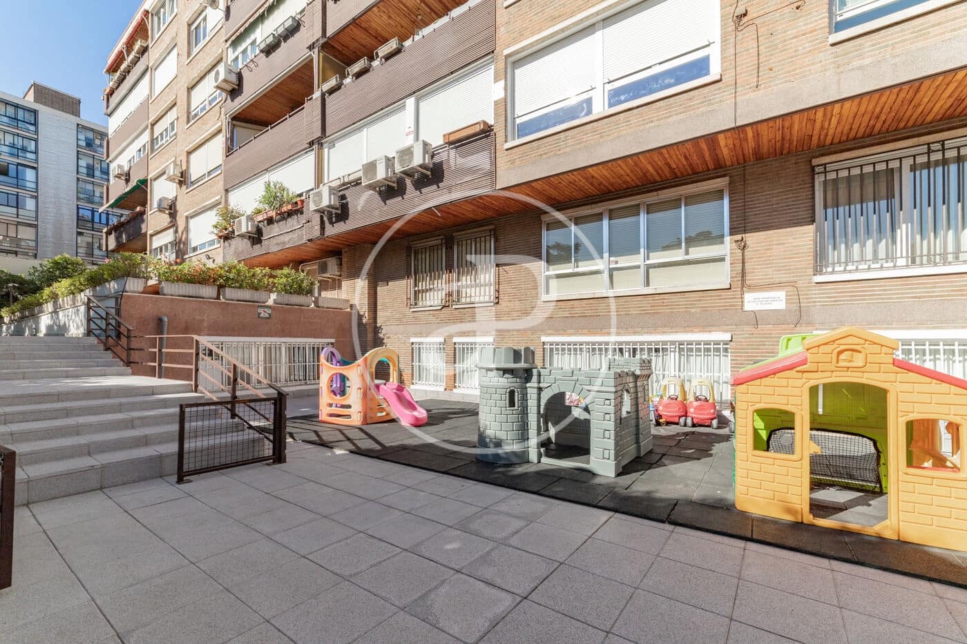 2 camera da letto Appartamento da affittare in Madrid citta con piscina - 1.600 € (Rif: 9236902)