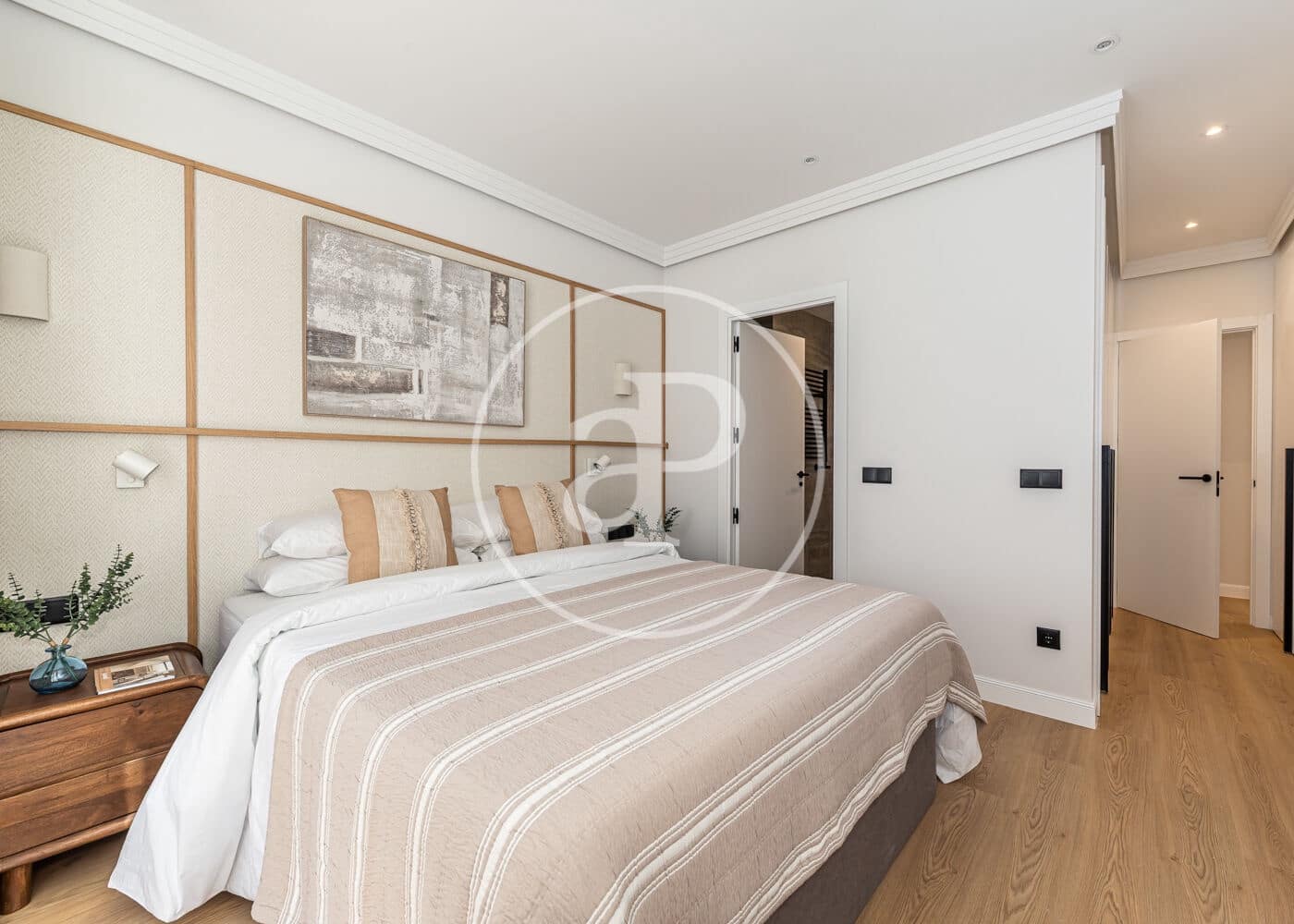 3 soveværelse Lejlighed til salg i Madrid by - € 1.790.000 (Ref: 9236903)