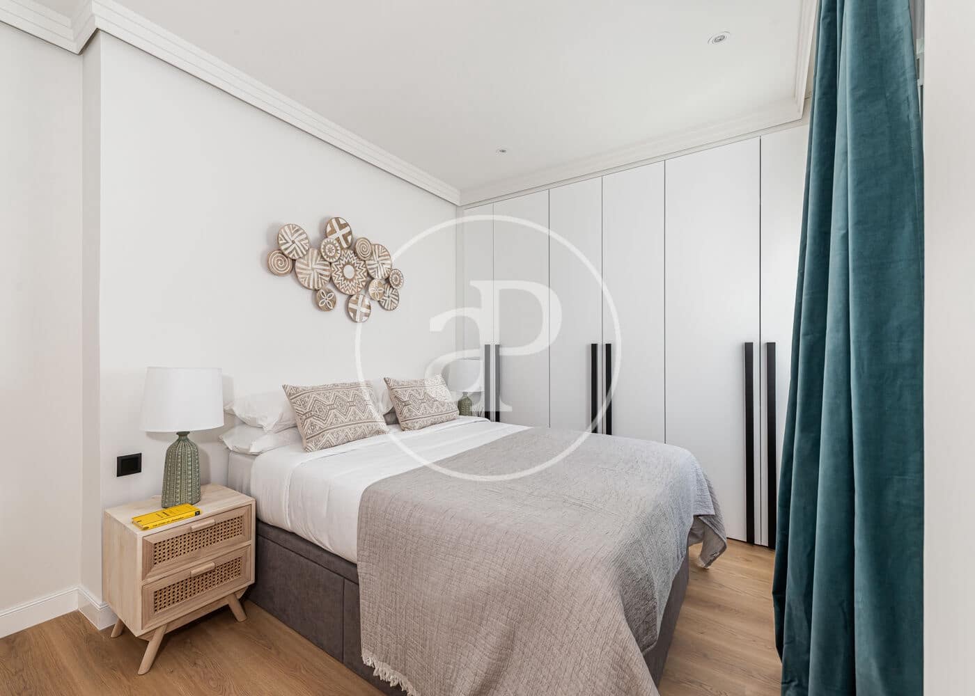 3 soveværelse Lejlighed til salg i Madrid by - € 1.790.000 (Ref: 9236903)