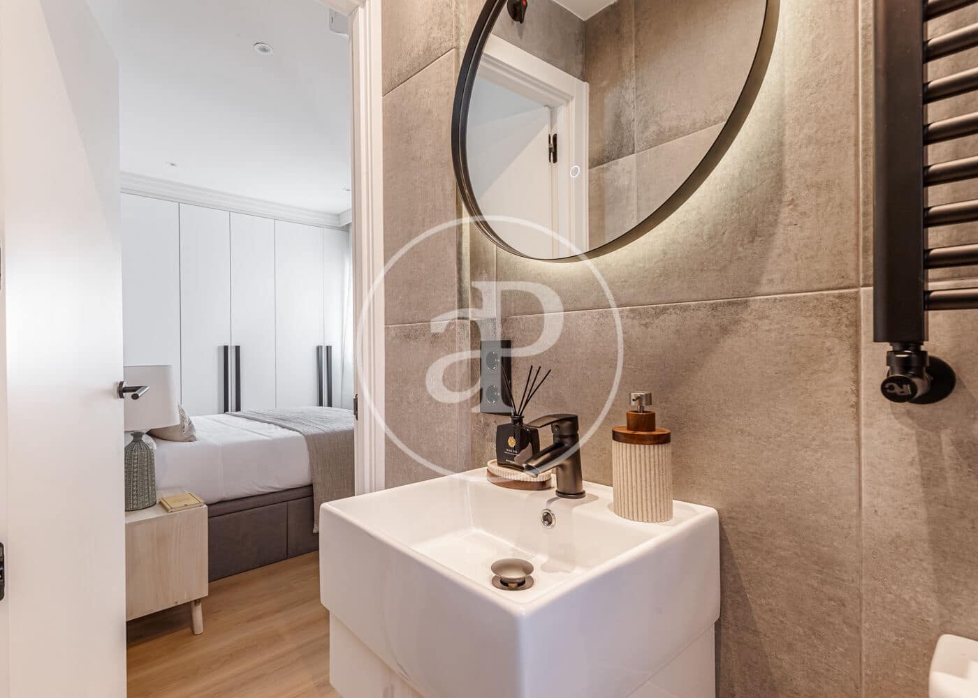 3 soveværelse Lejlighed til salg i Madrid by - € 1.790.000 (Ref: 9236903)