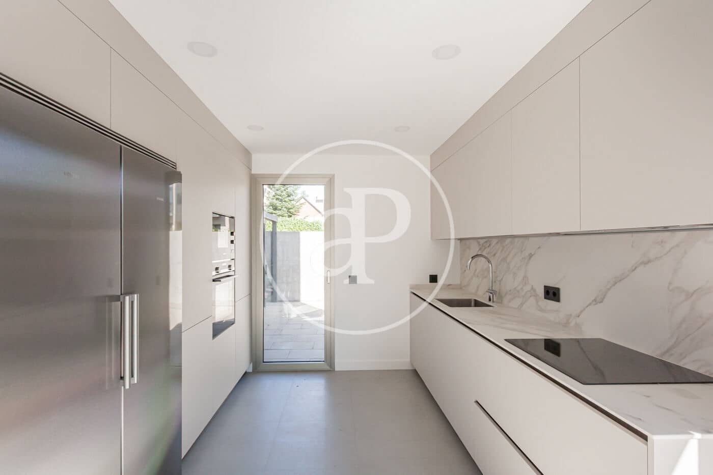 4 soverom Villa til salgs i Madrid by med svømmebasseng - € 2 190 000 (Ref: 9240417)