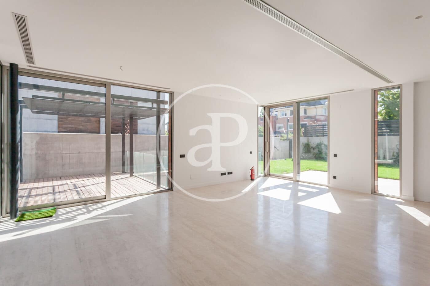 4 soverom Villa til salgs i Madrid by med svømmebasseng - € 2 190 000 (Ref: 9240417)