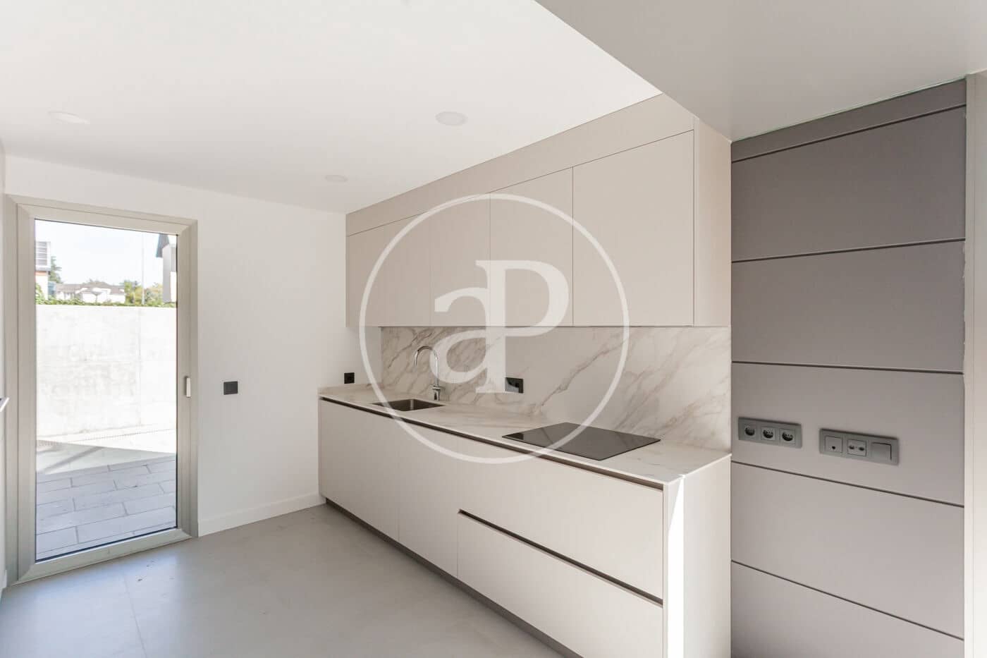 4 soverom Villa til salgs i Madrid by med svømmebasseng - € 2 190 000 (Ref: 9240417)