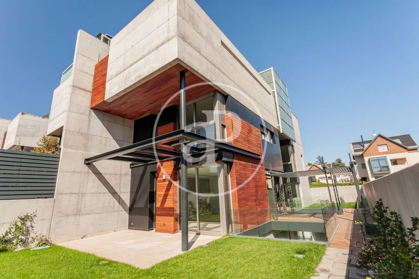 4 soverom Villa til salgs i Madrid by med svømmebasseng - € 2 190 000 (Ref: 9240417)