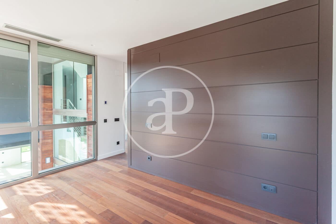 4 soverom Villa til salgs i Madrid by med svømmebasseng - € 2 190 000 (Ref: 9240417)