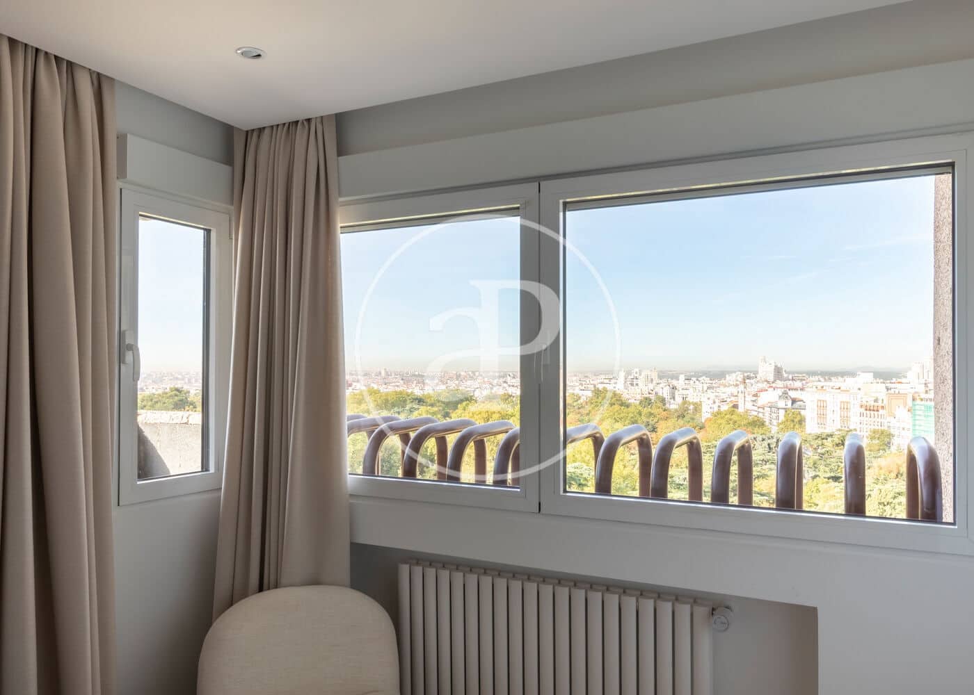 3 soveværelse Lejlighed til salg i Madrid by - € 3.600.000 (Ref: 9240420)