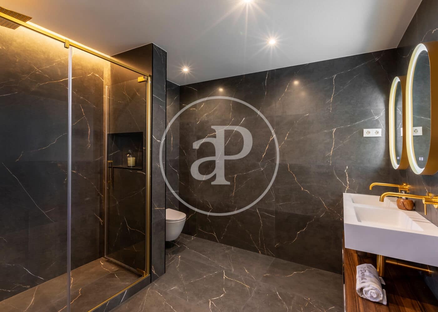 3 soveværelse Lejlighed til salg i Madrid by - € 3.600.000 (Ref: 9240420)