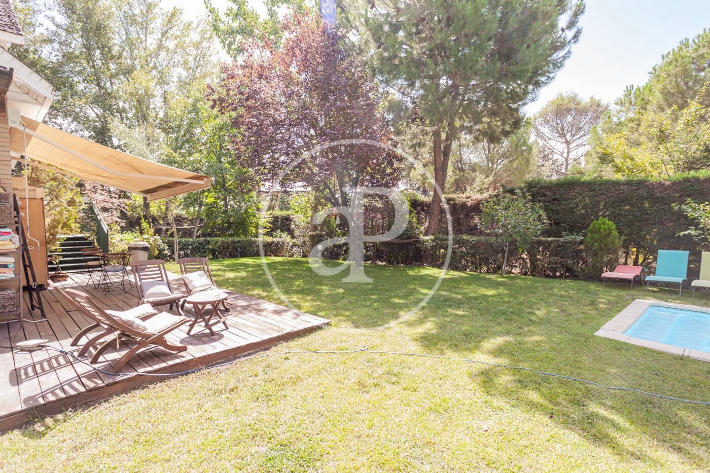 6 soverom Villa til salgs i Las Rozas de Madrid med svømmebasseng - € 1 250 000 (Ref: 9240422)