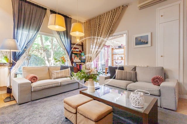 6 Zimmer Villa zu verkaufen in Las Rozas de Madrid mit Pool - 1.250.000 € (Ref: 9240422)