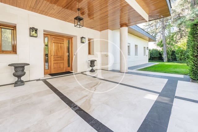 9 bedroom Villa for sale in Piovera, Madrid city with pool - € 7,000,000 (Ref: 9243420)