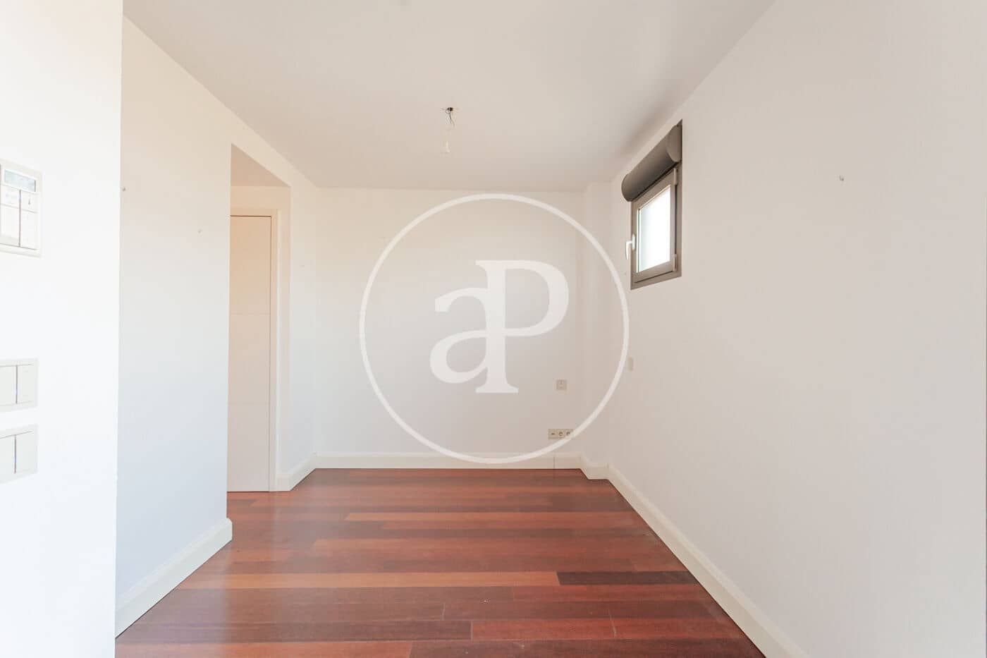 6 soveværelse Villa til leje i Pozuelo de Alarcon med swimmingpool - € 6.500 (Ref: 9243421)