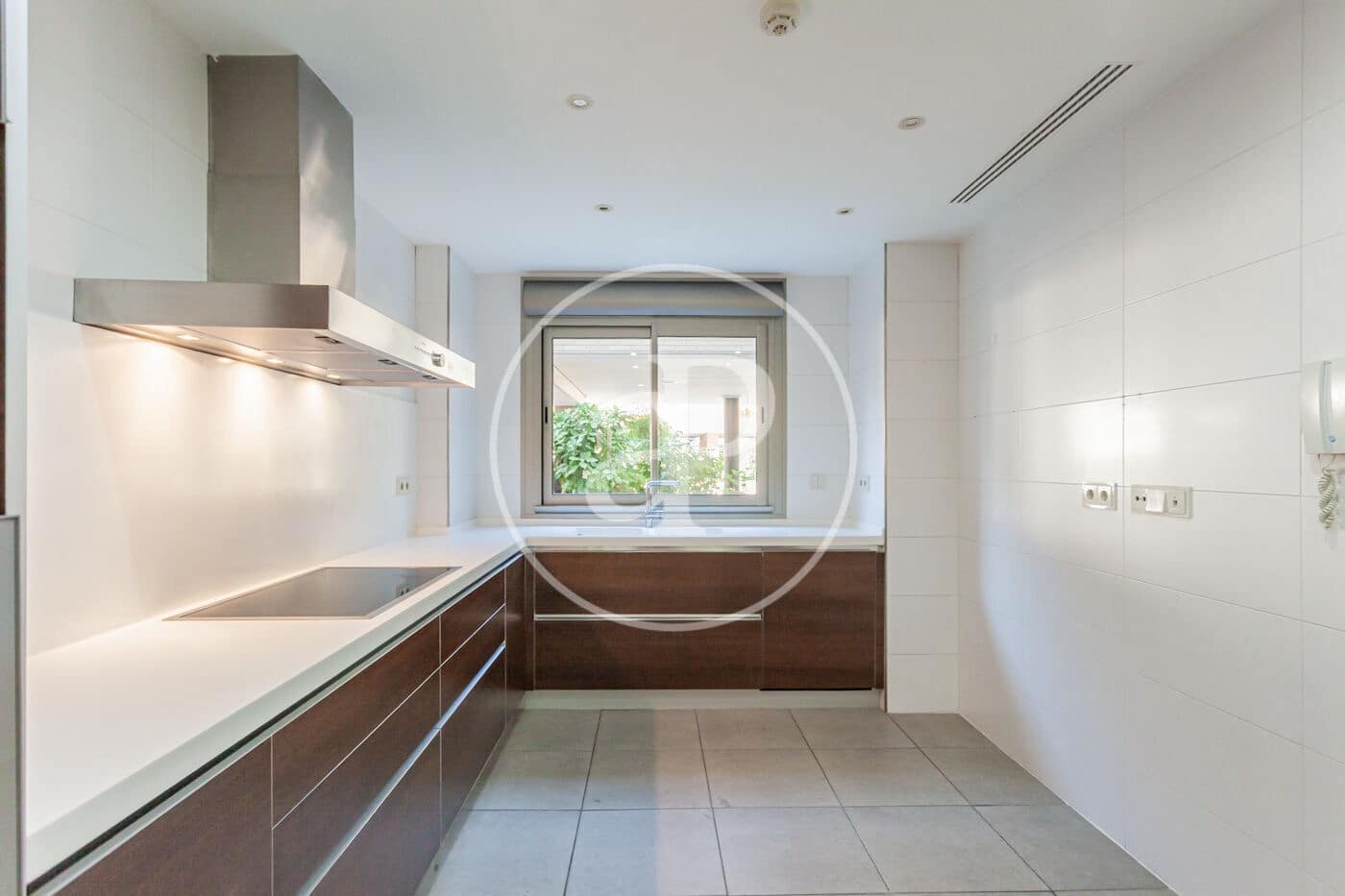 6 soveværelse Villa til leje i Pozuelo de Alarcon med swimmingpool - € 6.500 (Ref: 9243421)