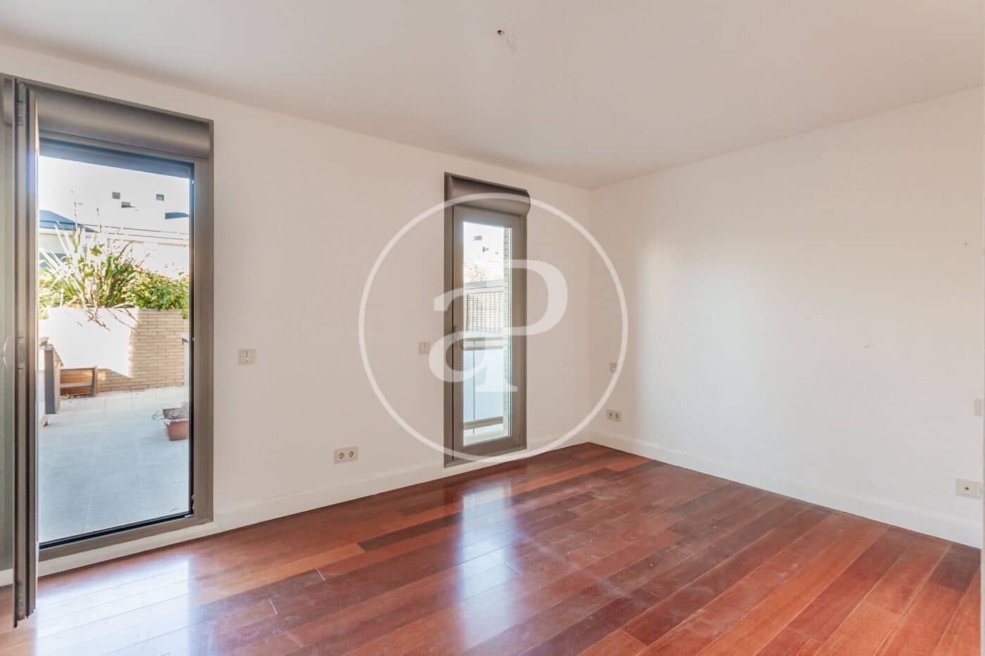 6 soveværelse Villa til leje i Pozuelo de Alarcon med swimmingpool - € 6.500 (Ref: 9243421)