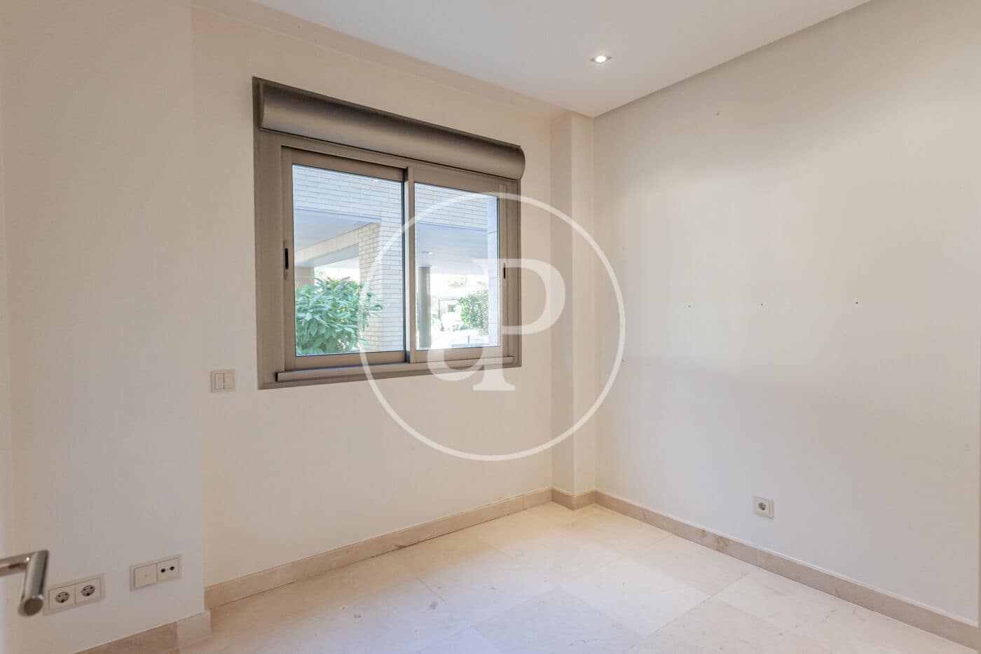 6 soveværelse Villa til leje i Pozuelo de Alarcon med swimmingpool - € 6.500 (Ref: 9243421)