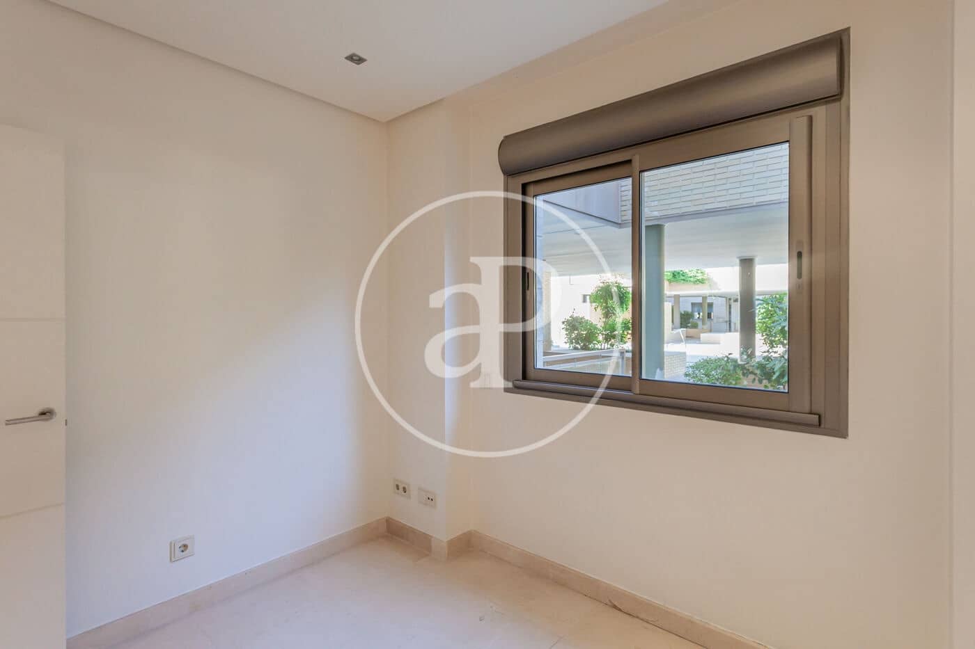 6 soveværelse Villa til leje i Pozuelo de Alarcon med swimmingpool - € 6.500 (Ref: 9243421)