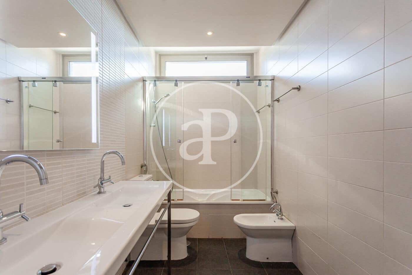 6 soveværelse Villa til leje i Pozuelo de Alarcon med swimmingpool - € 6.500 (Ref: 9243421)