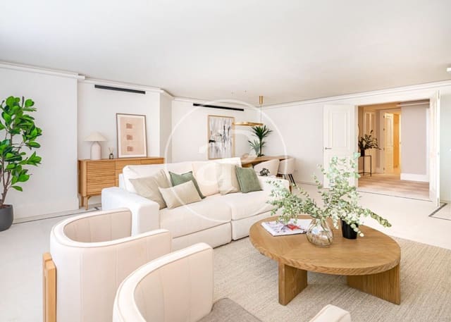 3 soveværelse Lejlighed til salg i Almagro, Madrid by - € 2.600.000 (Ref: 9247312)