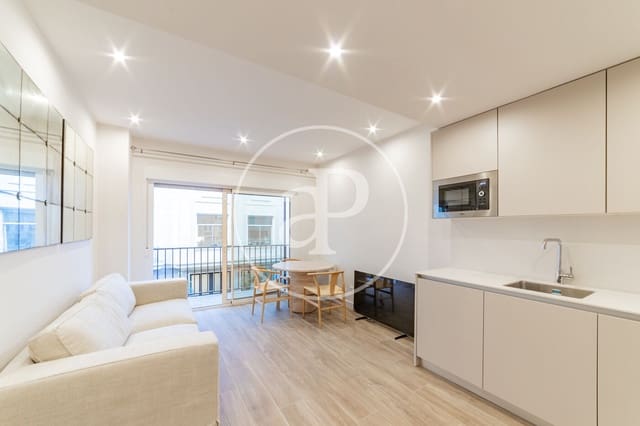 1 sypialnia Apartament do wynajęcia w Palacio, Miasto Madryt - 2 000 € (Ref: 9247313)