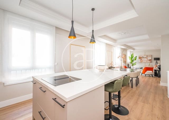 3 sypialnia Apartament na sprzedaż w Rios Rosas, Miasto Madryt - 1 550 000 € (Ref: 9247315)