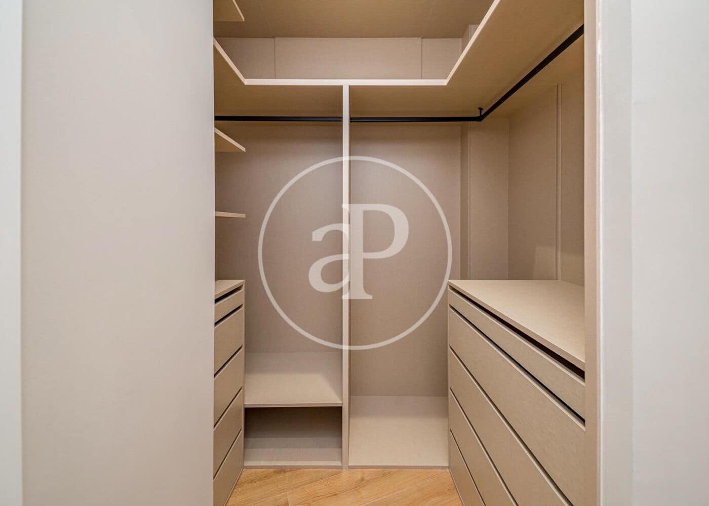 3 sypialnia Apartament na sprzedaż w Miasto Madryt - 1 550 000 € (Ref: 9247315)