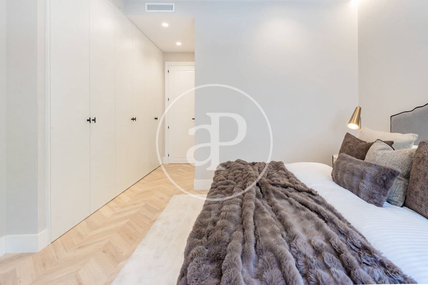4 slaapkamer Appartement te koop in Madrid stad - € 2.595.000 (Ref: 9247318)