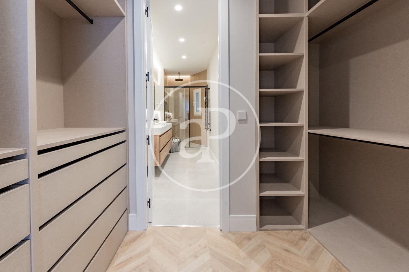 4 slaapkamer Appartement te koop in Madrid stad - € 2.595.000 (Ref: 9247318)