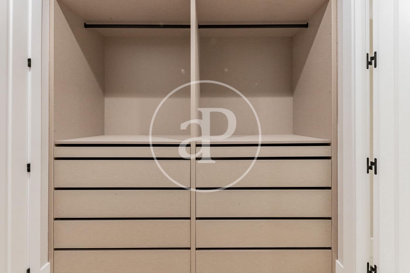 4 slaapkamer Appartement te koop in Madrid stad - € 2.595.000 (Ref: 9247318)