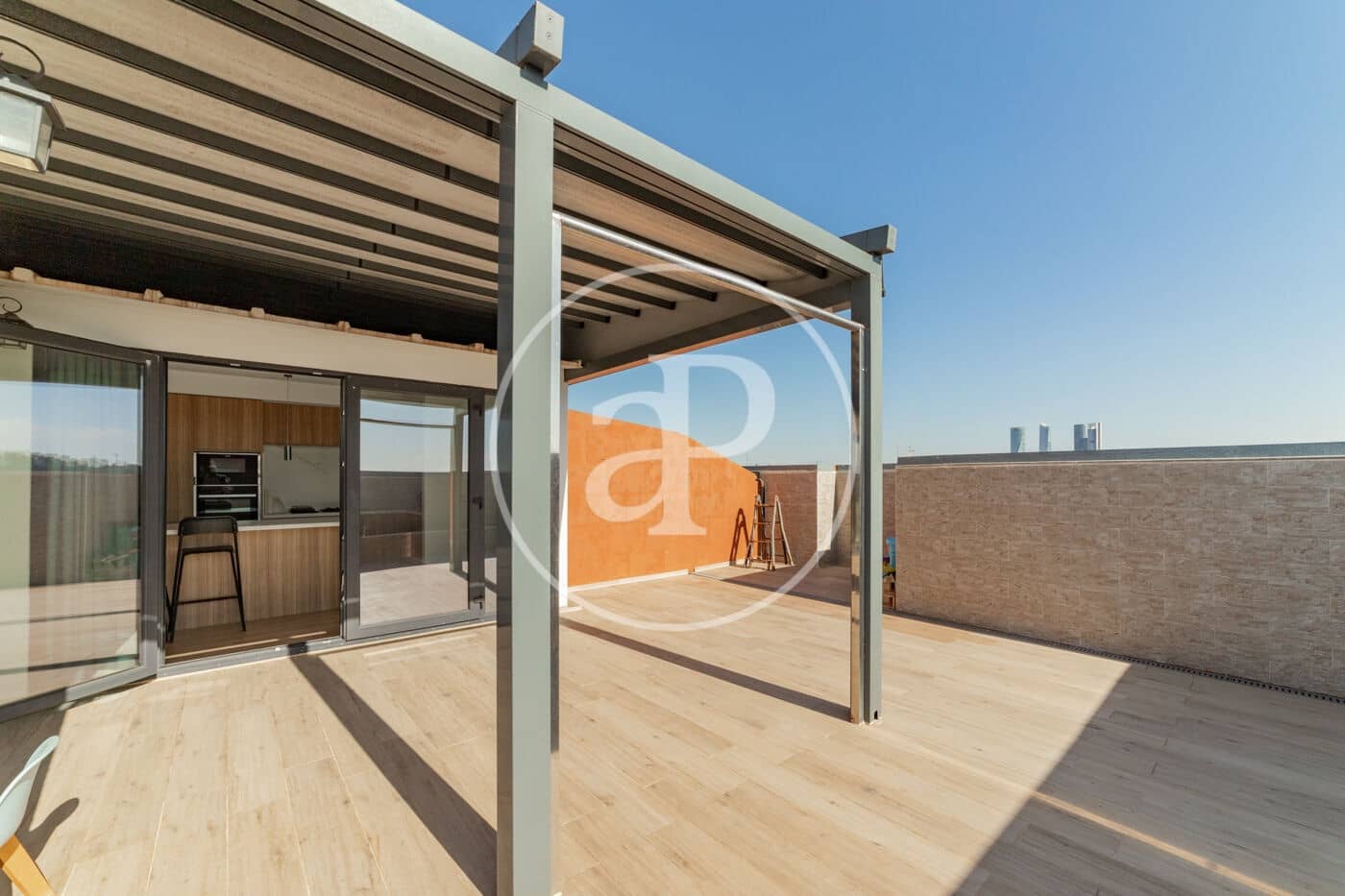 4 makuuhuone Kattohuoneisto myytävänä paikassa Madrid kaupunki mukana uima-altaan - 1 895 000 € (Ref: 9252477)