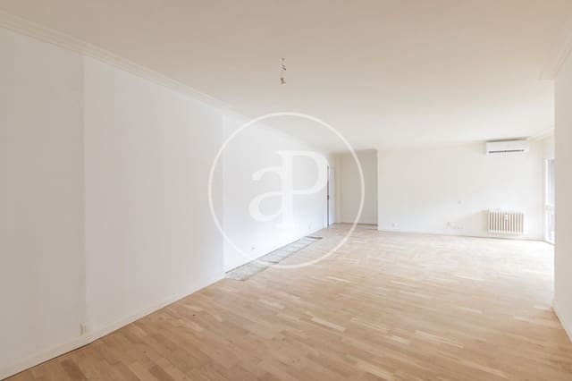 2 soveværelse Lejlighed til leje i Castellana, Madrid by med swimmingpool garage - € 2.600 (Ref: 9255289)