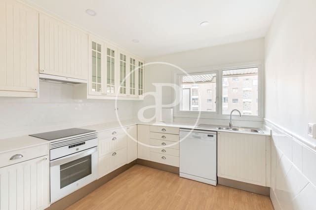 2 soveværelse Lejlighed til leje i Castellana, Madrid by med swimmingpool garage - € 2.600 (Ref: 9255289)