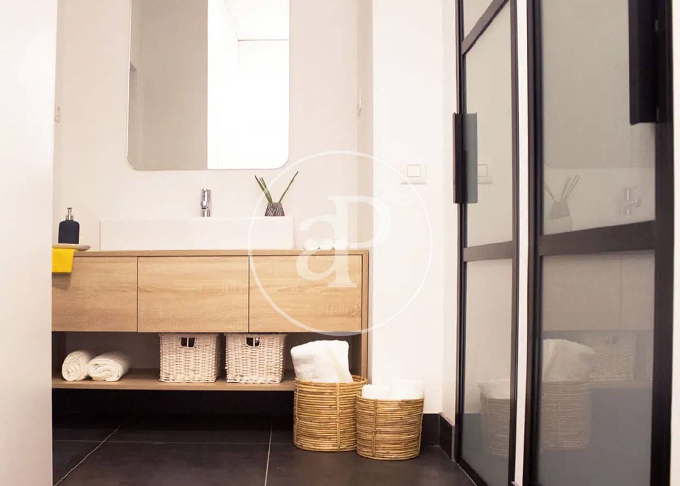 1 soverom Leilighet til leie i Madrid by - € 4 400 (Ref: 9255292)