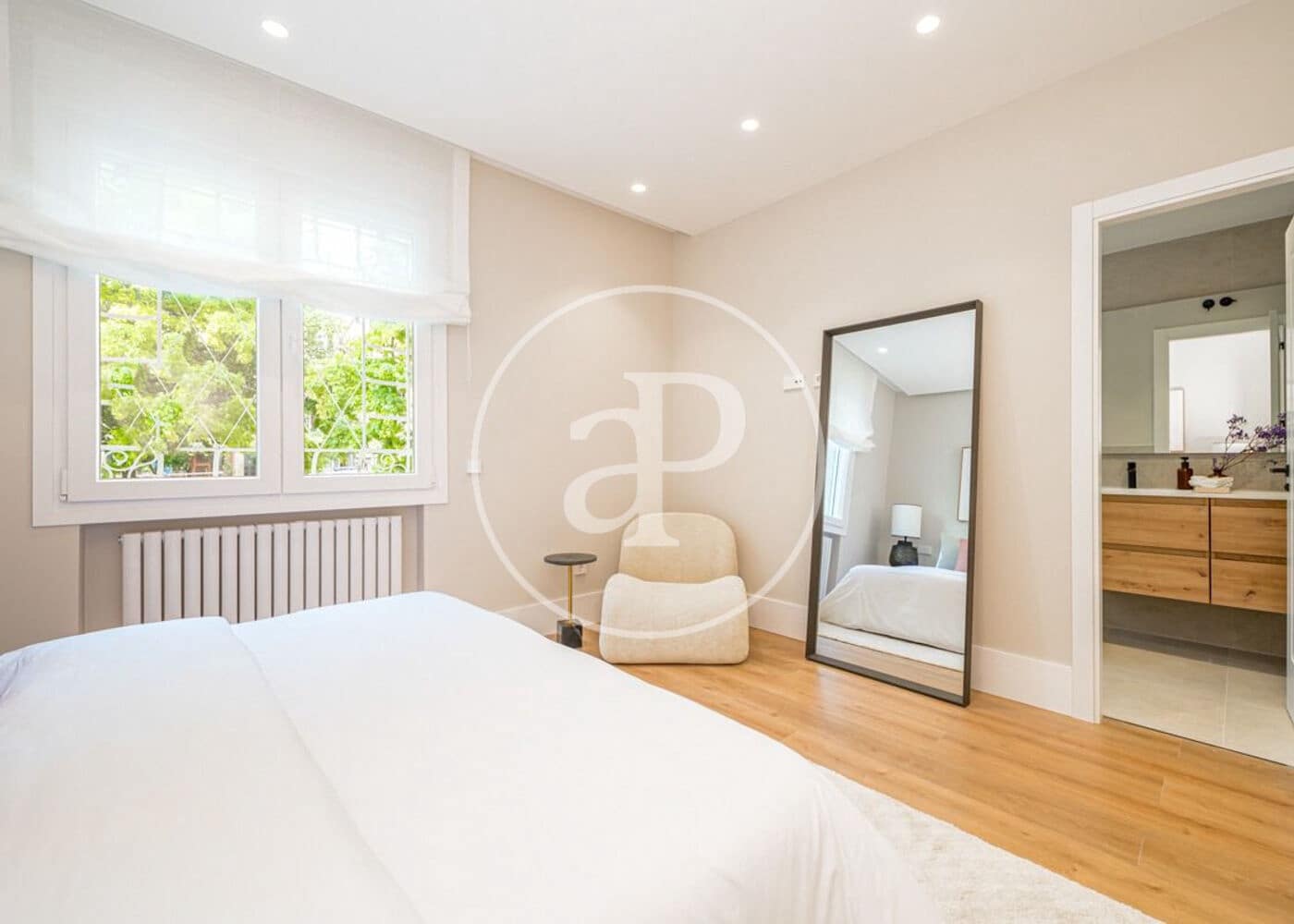 3 sypialnia Apartament na sprzedaż w Miasto Madryt - 1 695 000 € (Ref: 9255298)