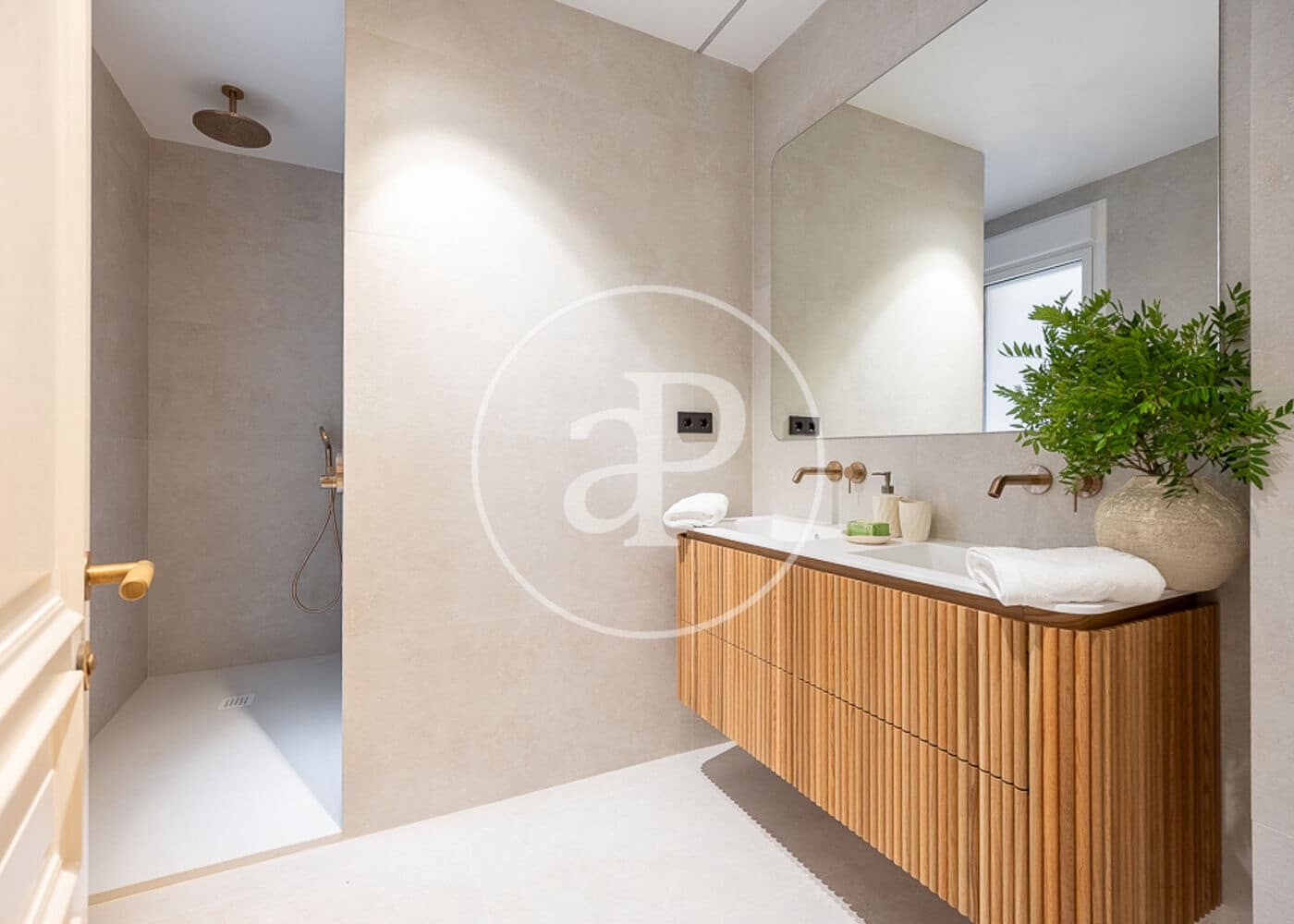 4 soveværelse Lejlighed til salg i Madrid by - € 7.200.000 (Ref: 9257303)