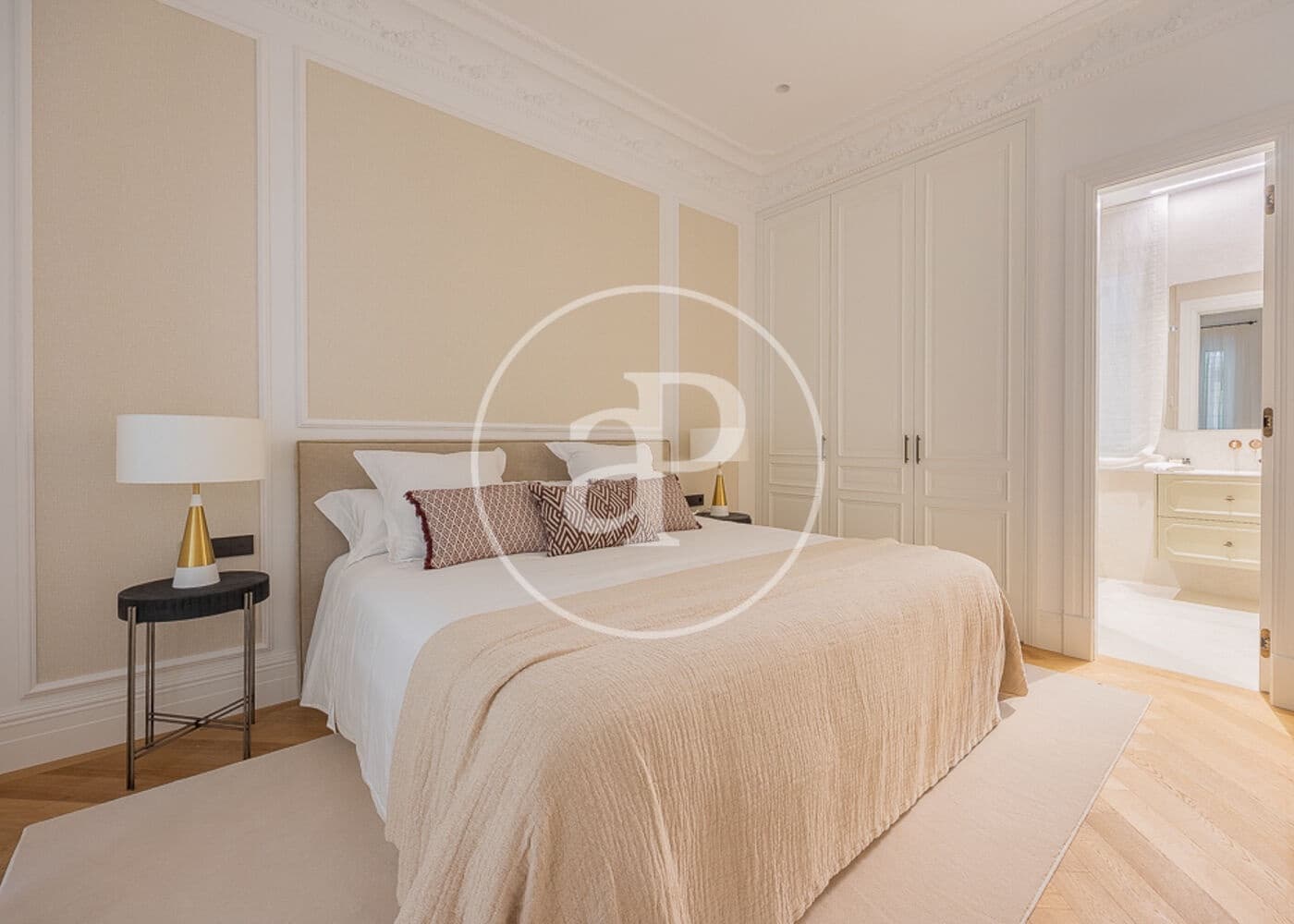 4 bedroom Apartment for sale in Madrid city - € 7,200,000 (Ref: 9257303)
