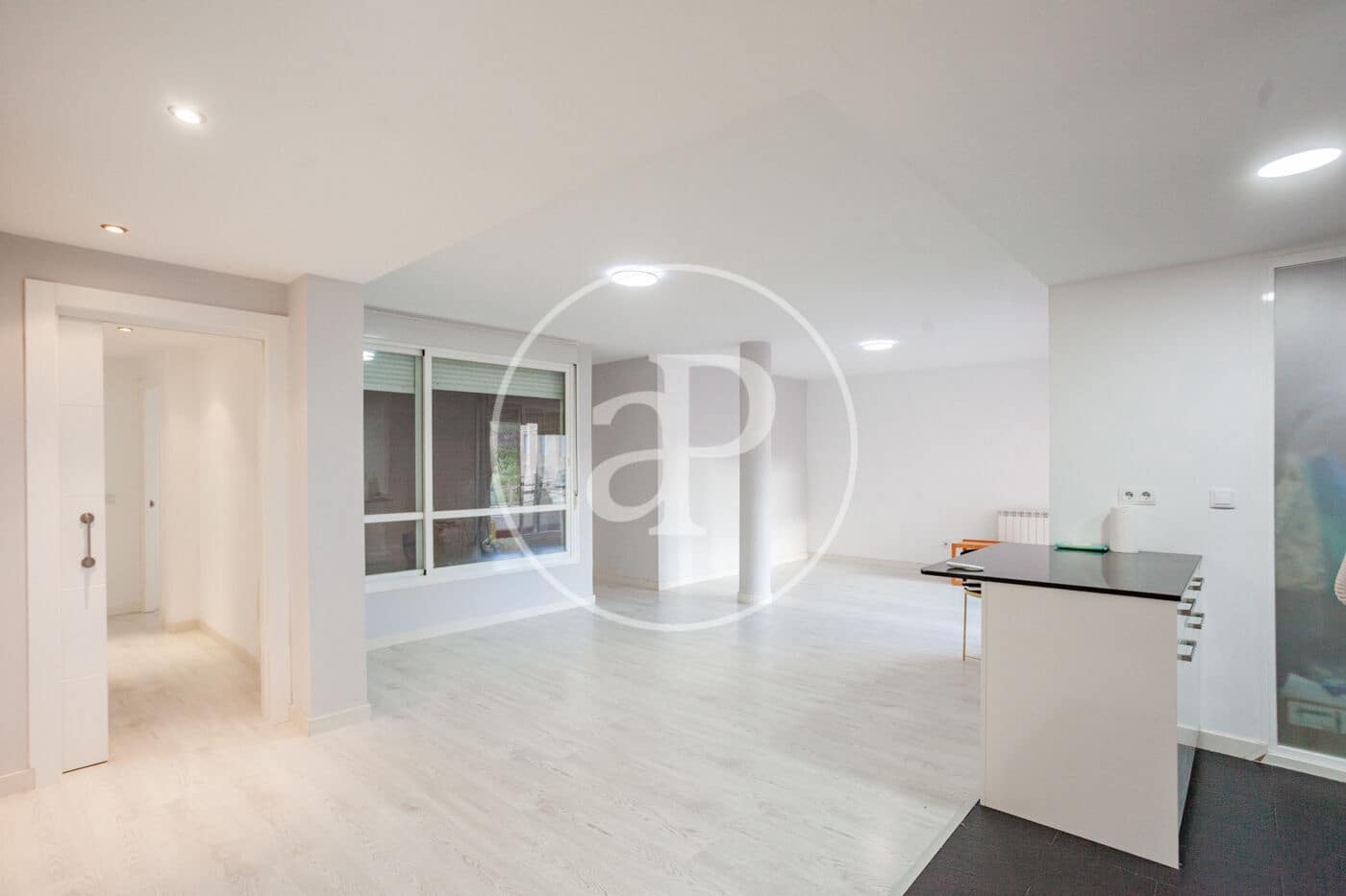 4 bedroom Apartment for sale in Las Rozas de Madrid with pool - € 675,000 (Ref: 9258127)