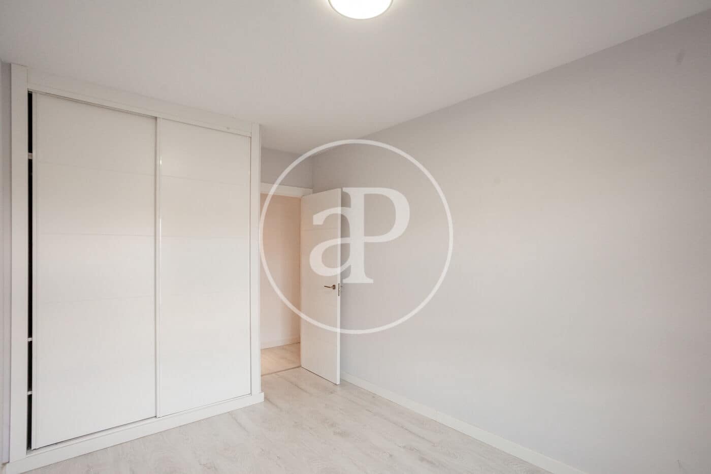 4 bedroom Apartment for sale in Las Rozas de Madrid with pool - € 675,000 (Ref: 9258127)