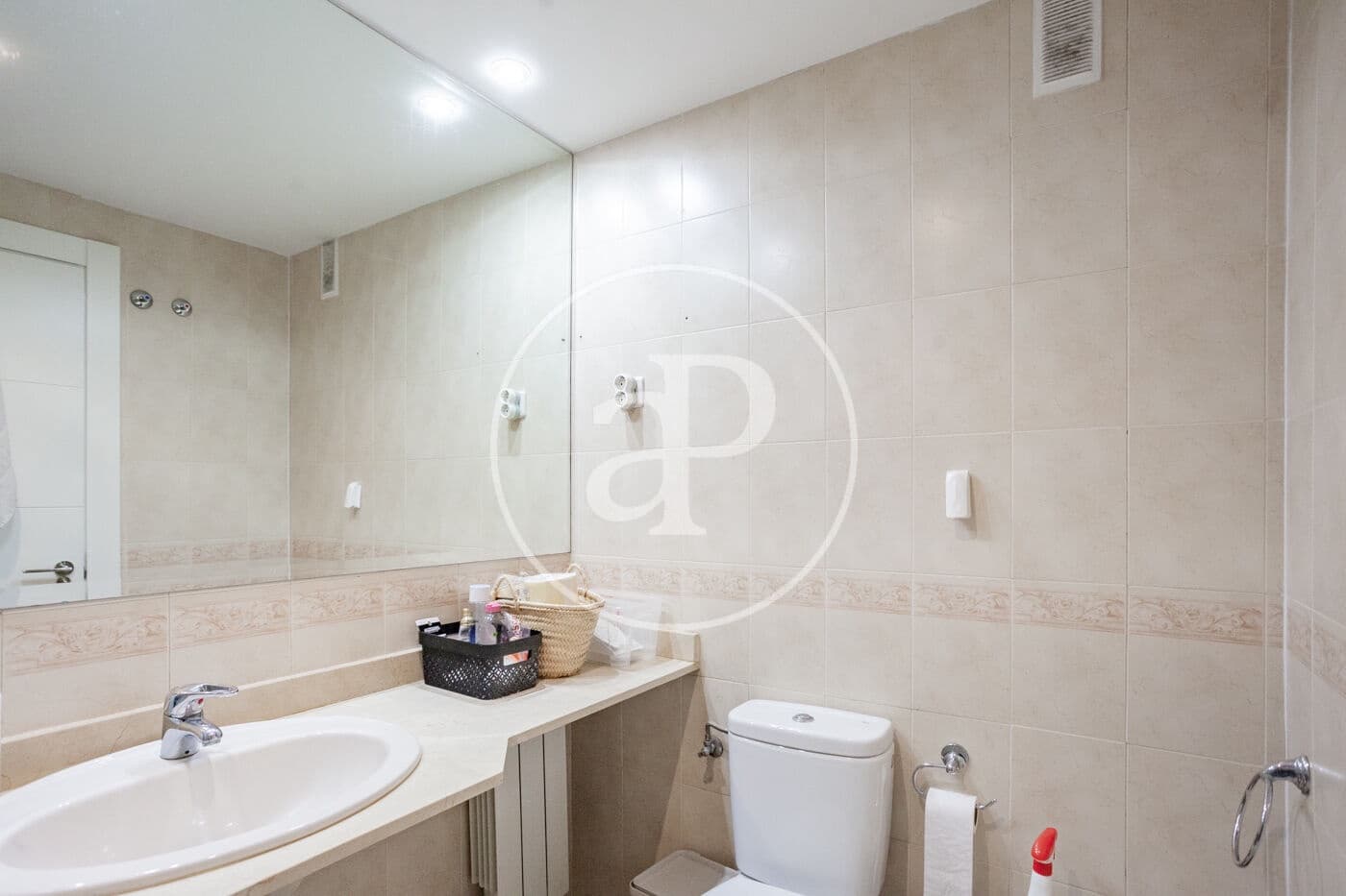 4 bedroom Apartment for sale in Las Rozas de Madrid with pool - € 675,000 (Ref: 9258127)