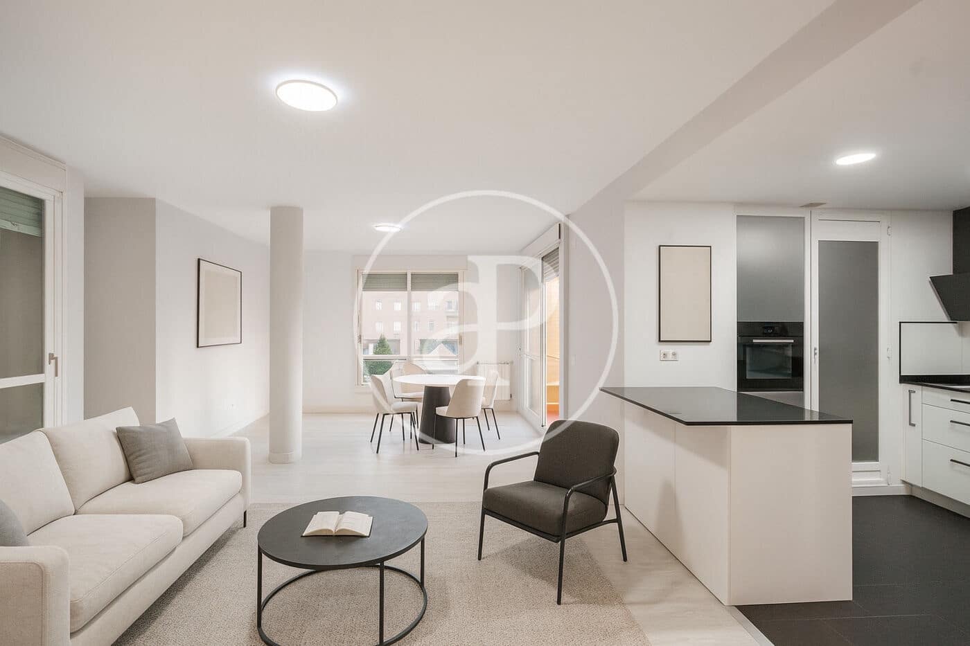 4 bedroom Apartment for sale in Las Rozas de Madrid with pool - € 675,000 (Ref: 9258127)