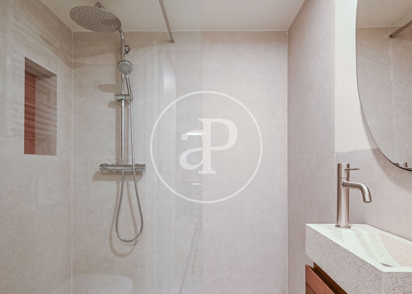 1 soveværelse Lejlighed til salg i Madrid by - € 350.000 (Ref: 9258129)