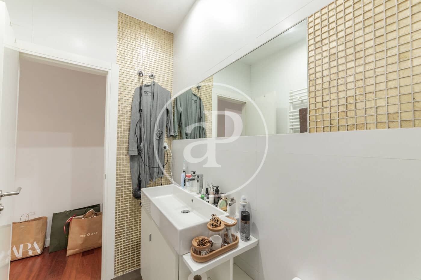 1 soveværelse Lejlighed til leje i Madrid by - € 2.000 (Ref: 9262605)