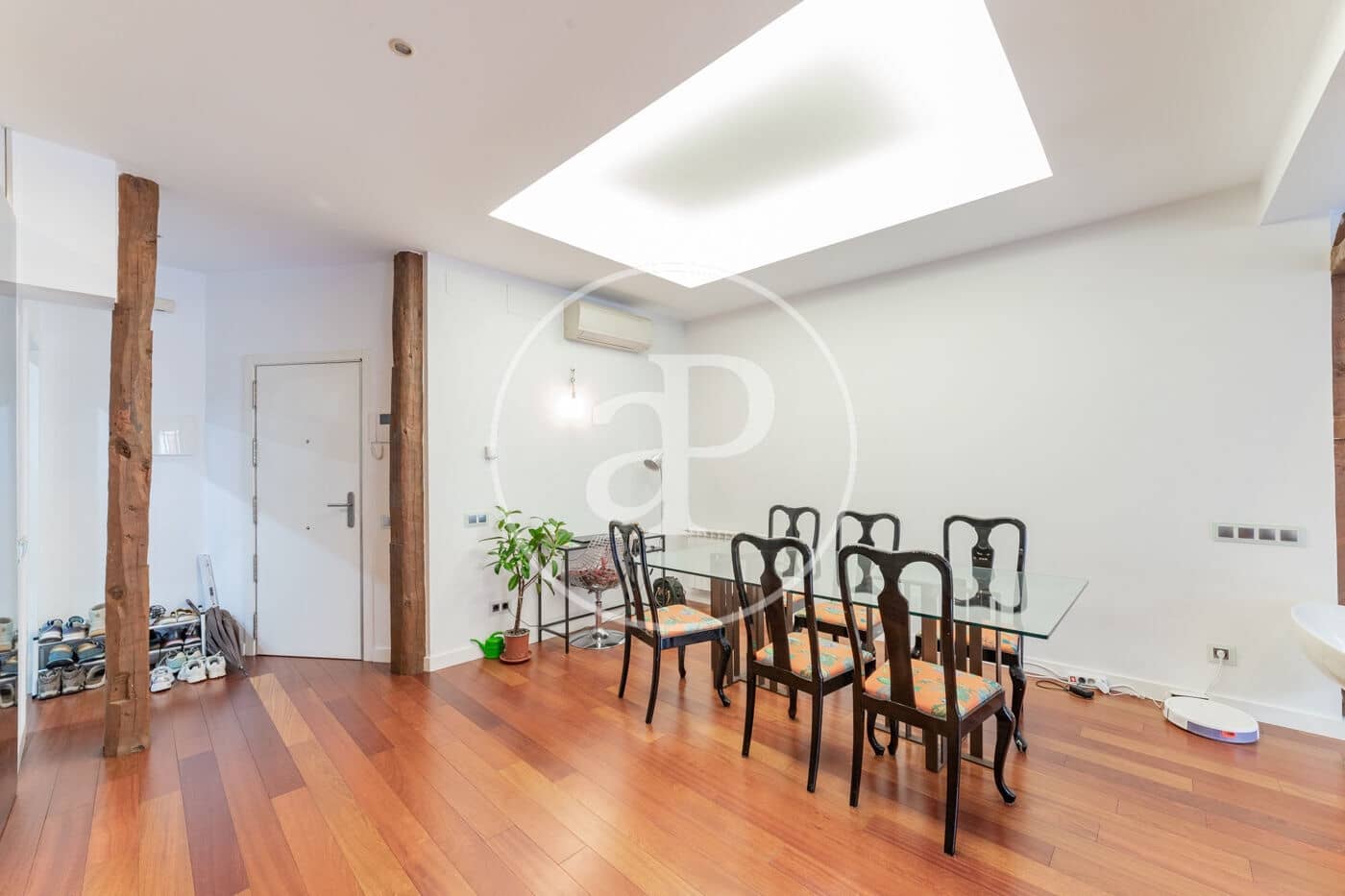 1 soveværelse Lejlighed til leje i Madrid by - € 2.000 (Ref: 9262605)