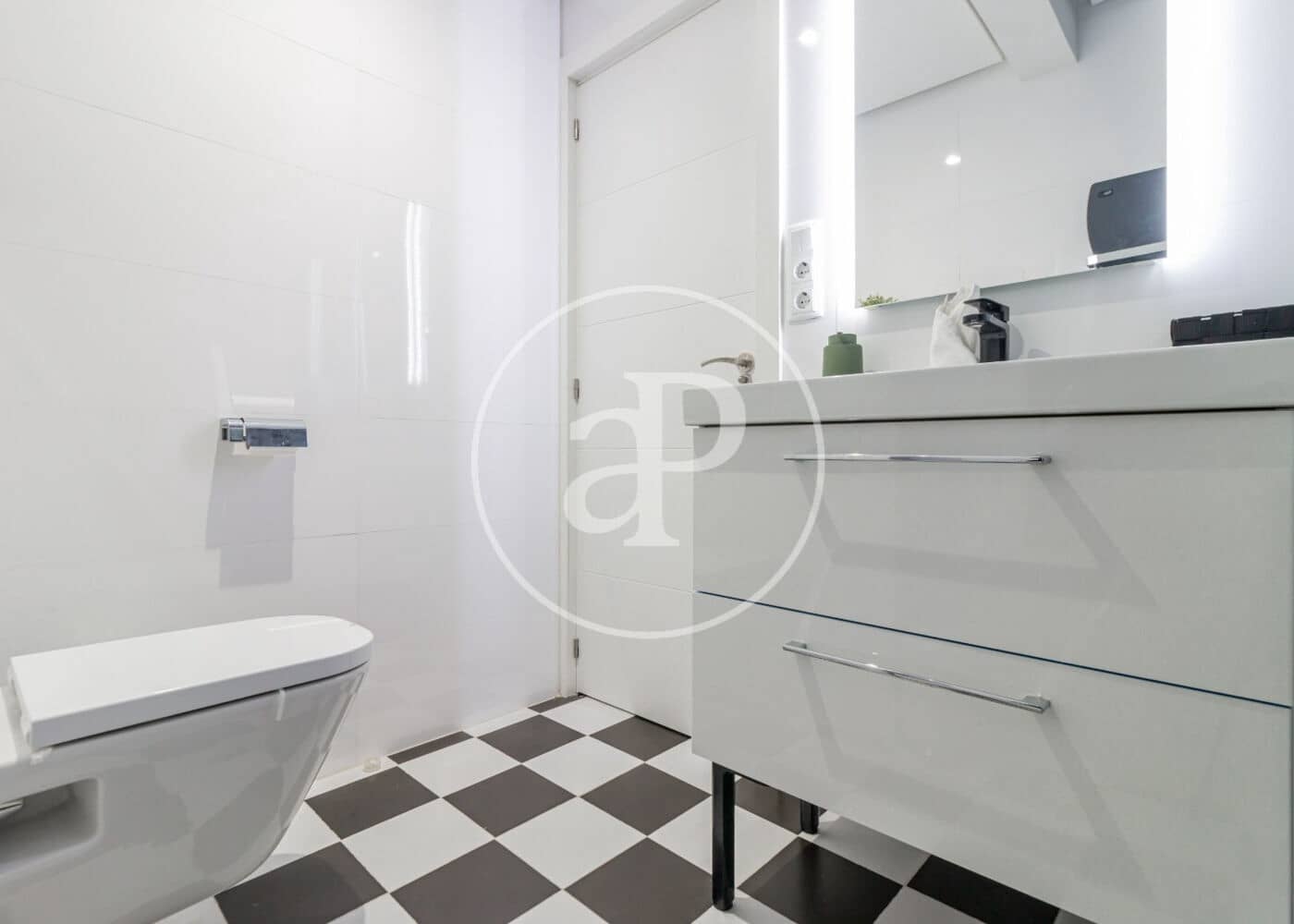1 sypialnia Apartament do wynajęcia w Miasto Madryt - 2 000 € (Ref: 9262607)