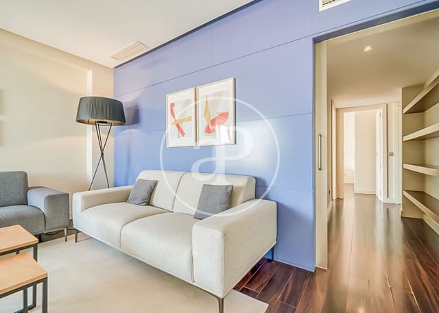 2 bedroom Apartment for rent in Argüelles, Madrid city with pool - € 4,700 (Ref: 9262609)