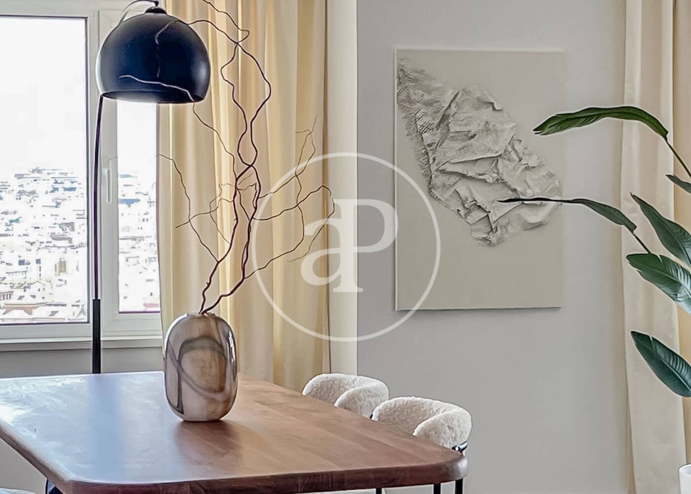 2 soveværelse Lejlighed til leje i Madrid by med swimmingpool - € 4.700 (Ref: 9262609)