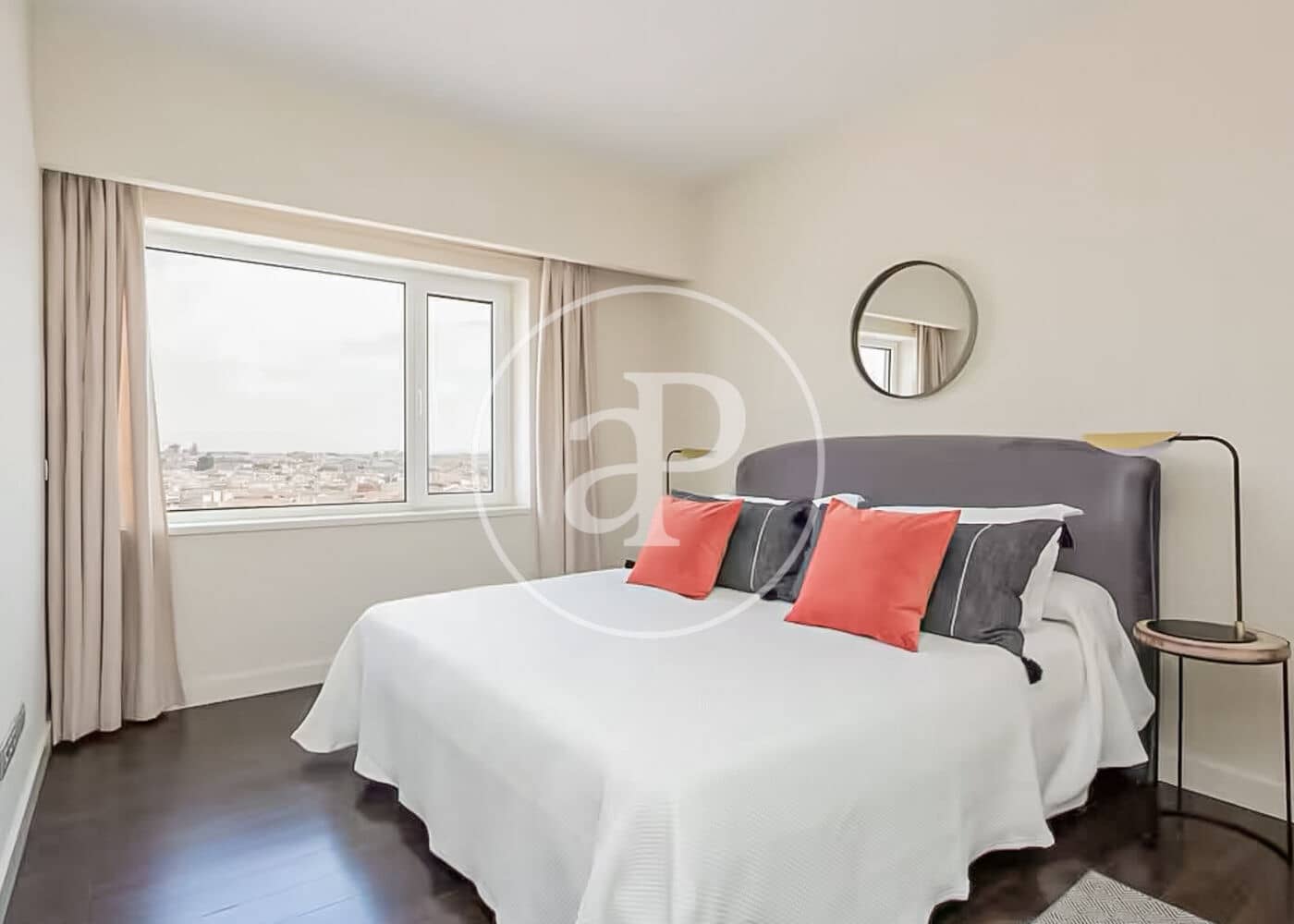 2 soveværelse Lejlighed til leje i Madrid by med swimmingpool - € 4.700 (Ref: 9262609)