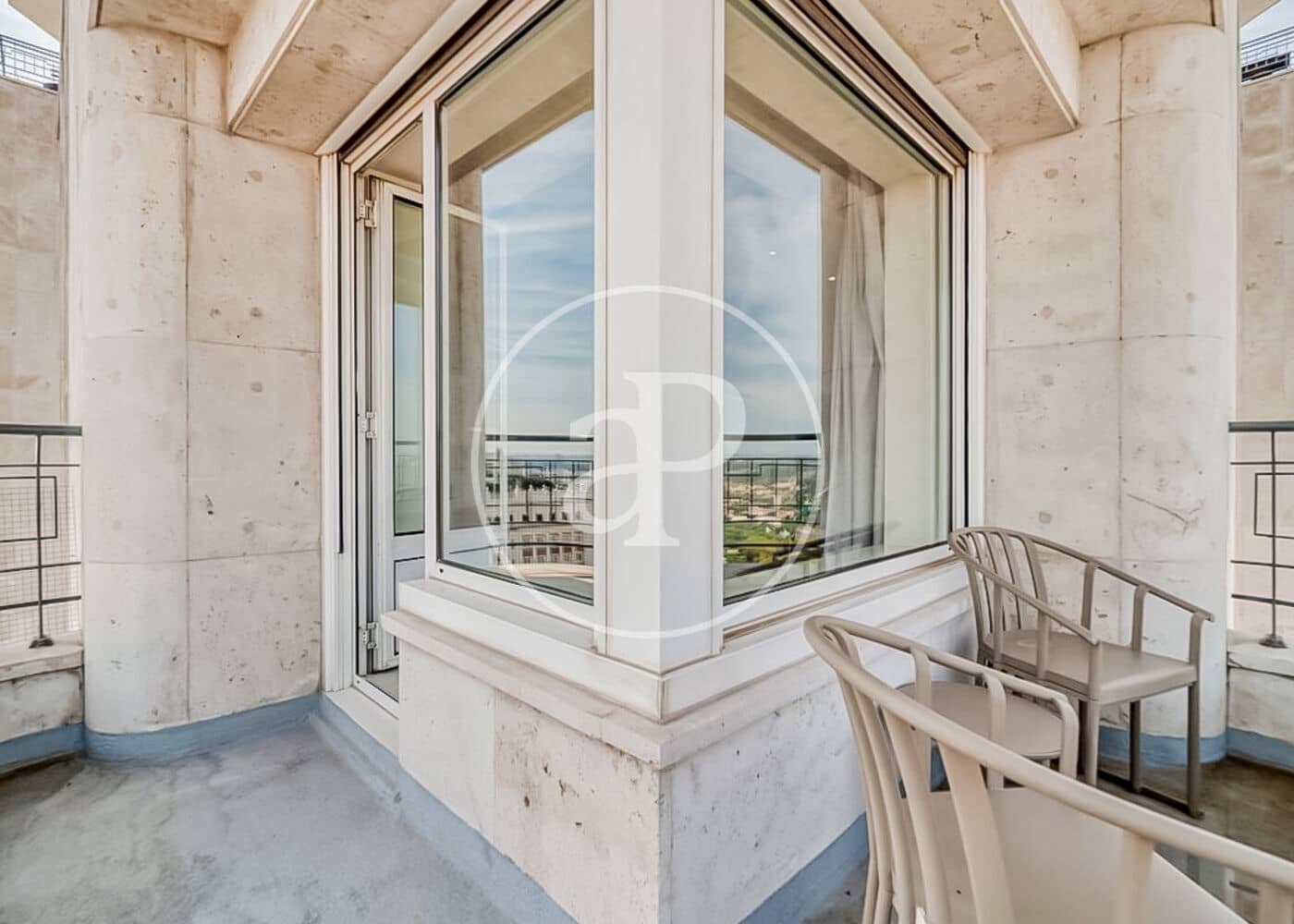 2 soveværelse Lejlighed til leje i Madrid by med swimmingpool - € 4.700 (Ref: 9262609)