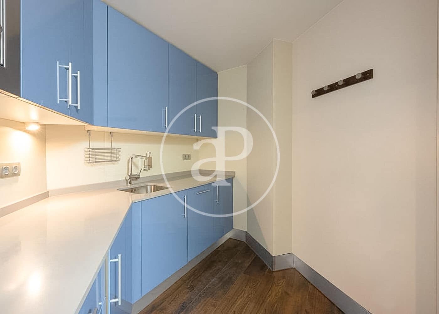 2 bedroom Apartment for rent in Madrid city with pool - € 5,400 (Ref: 9262610)