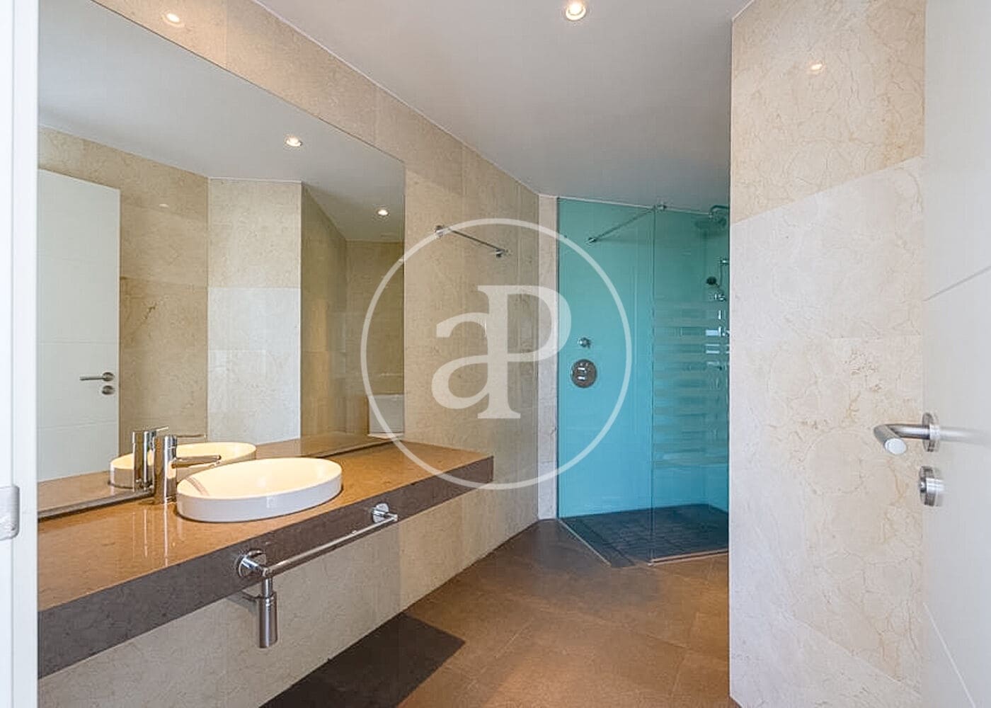 2 bedroom Apartment for rent in Madrid city with pool - € 5,400 (Ref: 9262610)